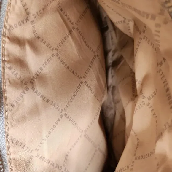 STEVE MADDEN Light Blue Tan Inside Quilted Crossbody Purse Adjustable Strap - Picture 5 of 10